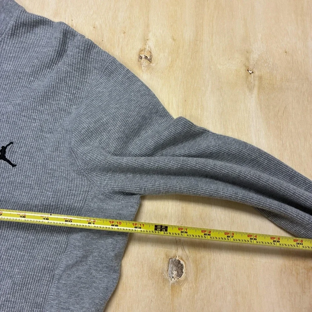 Jordan Shirt Mens XL Gray Long Sleeve Thermal Knit Jumpman Logo Top Athletic